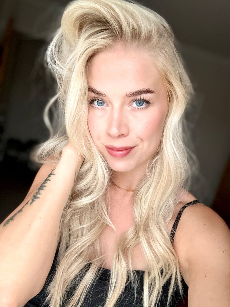 Lára Gunnars🍒